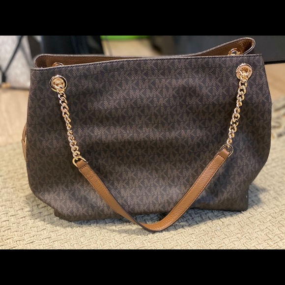 Brown & Gold Michael Kors w/ matching Wallet - Picture 6 of 10